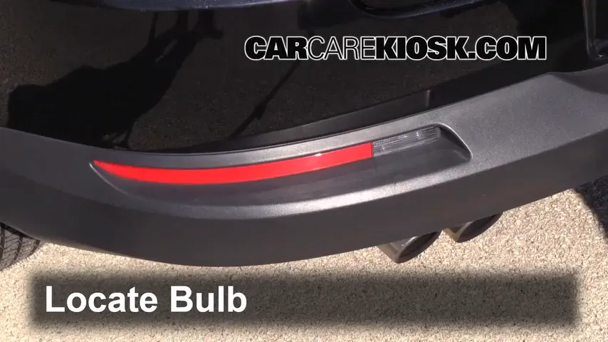 2013 Volkswagen Tiguan S 2.0L 4 Cyl. Turbo Éclairage Feux de marche arrière (remplacer une ampoule)